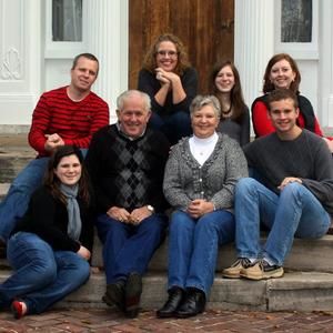 Meet your Posher, Elaine